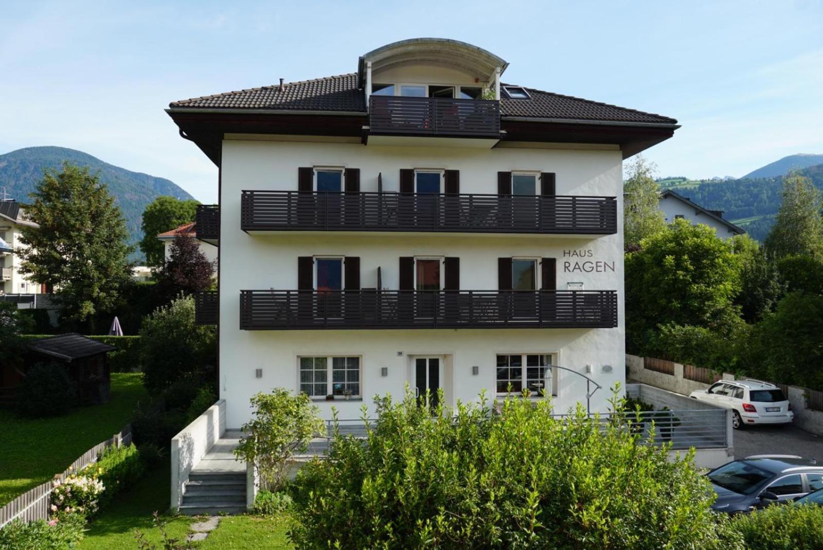 Residence Haus Ragen ブルーニコ エクステリア 写真